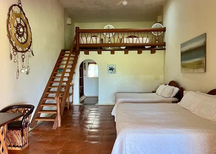 Beautiful And Secluded Luxury Beach Home Near Troncones